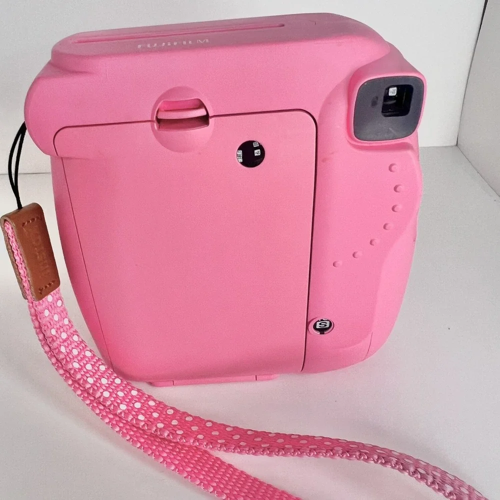 Fujifilm Mini 9 Instanx Camera-Hot Pink With Film&Blue Alpaca Strap Case Bundle